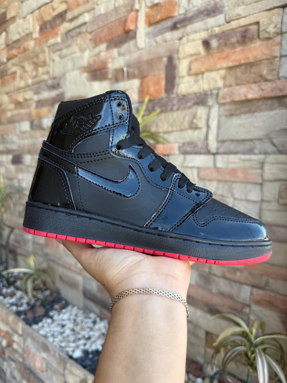 JORDAN 1 SPACE JAM ROJO