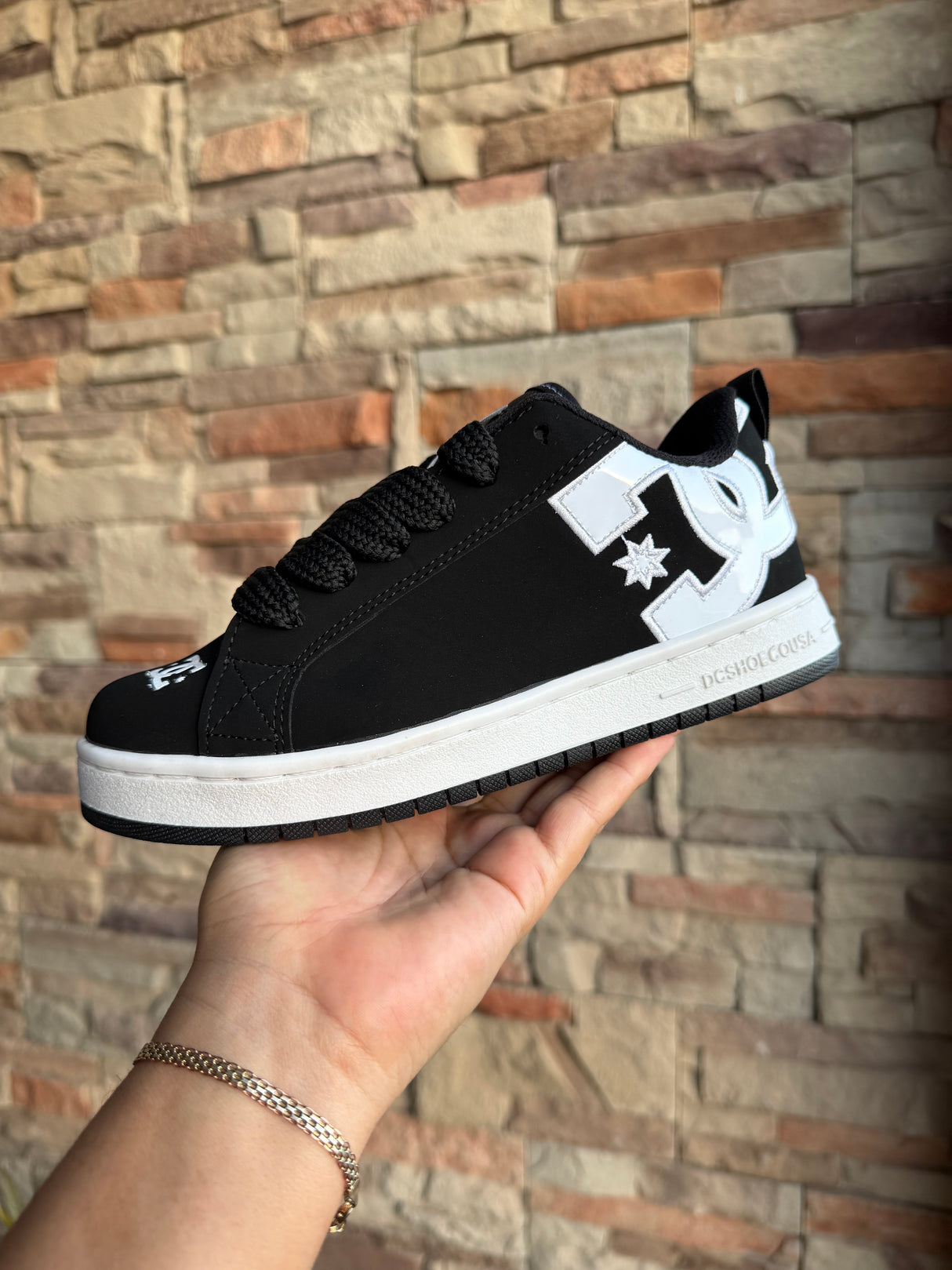 DC SHOES NEGRO BLANCO