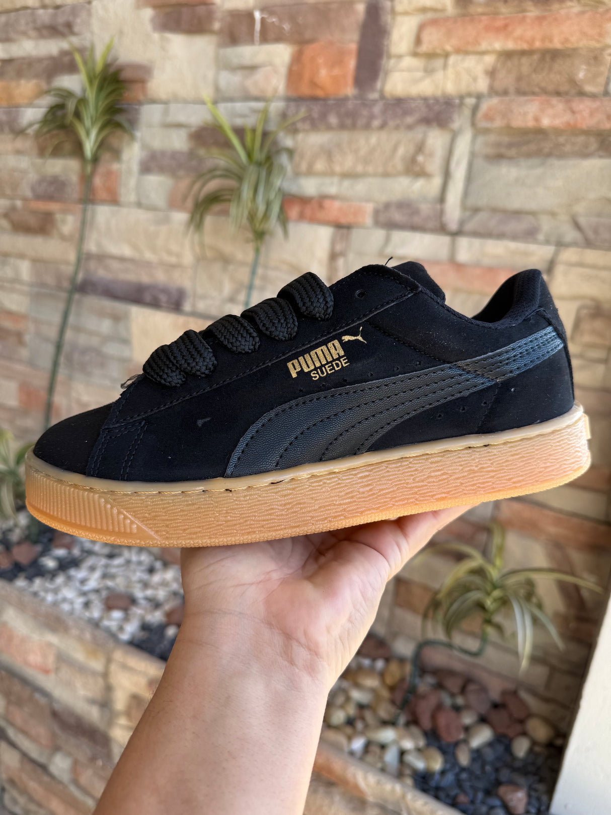 SUEDE NEGRO ÁMBAR