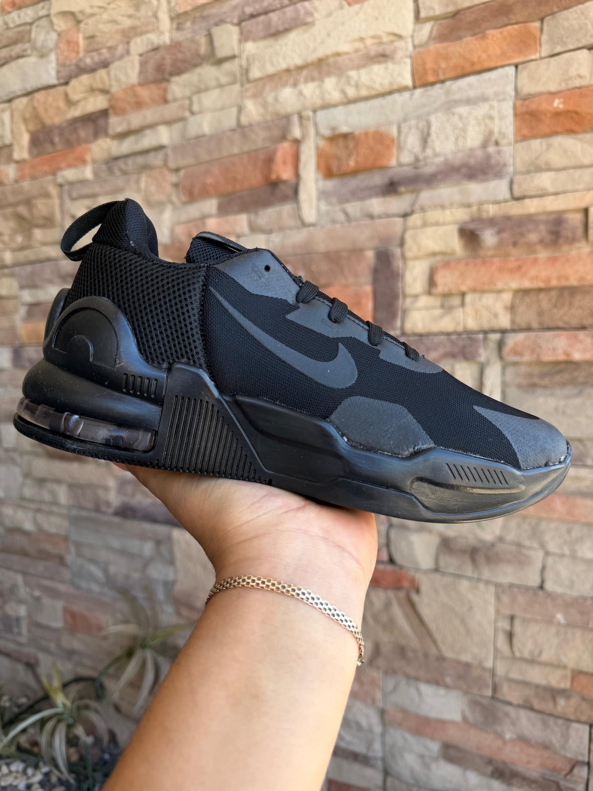 RUNING ALPHA TRAINER NEGRO TOTAL_