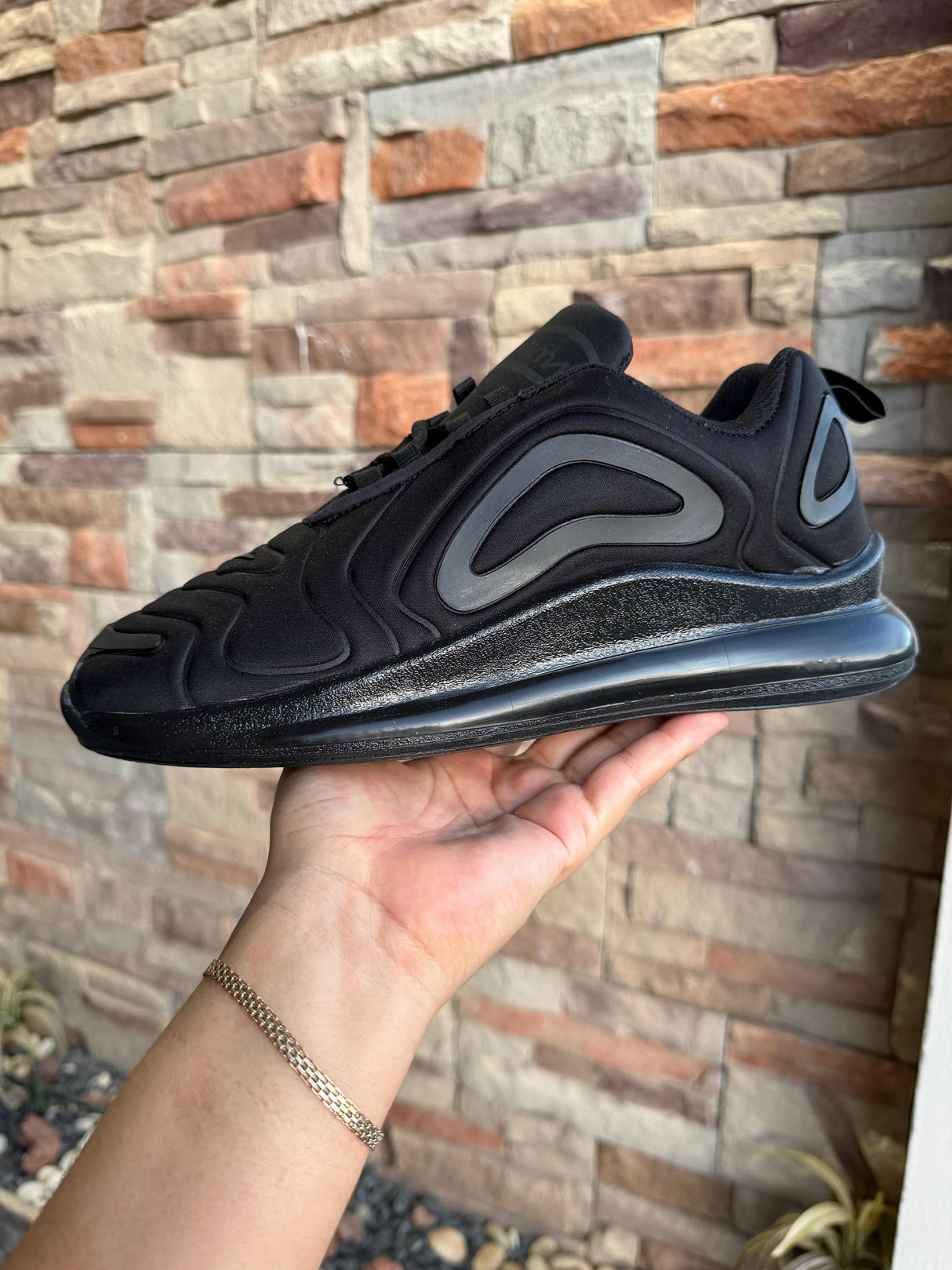 DEPORTIVO 720 NEGRO_
