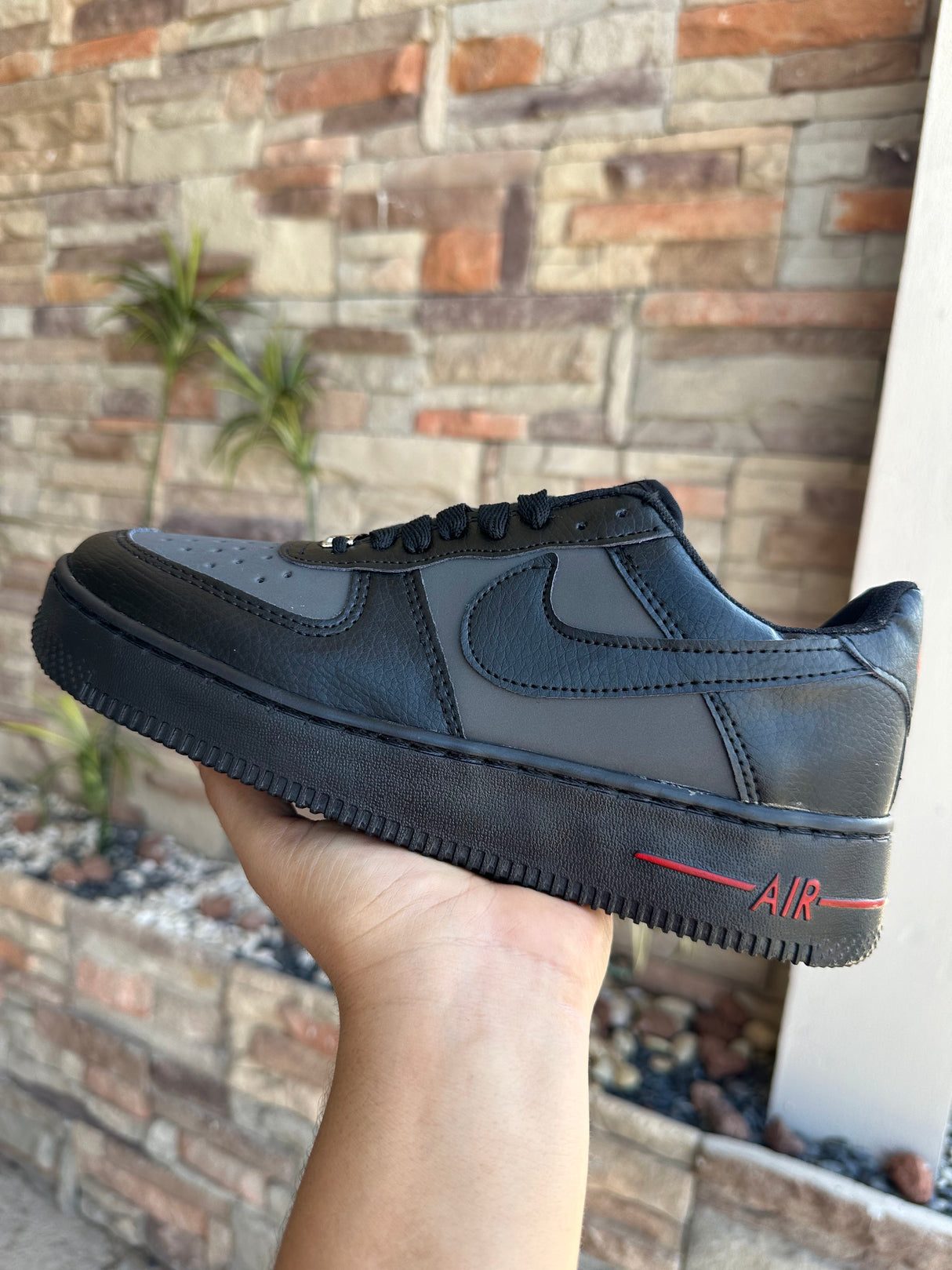 AF1 NEGRO OXFORD ROJO