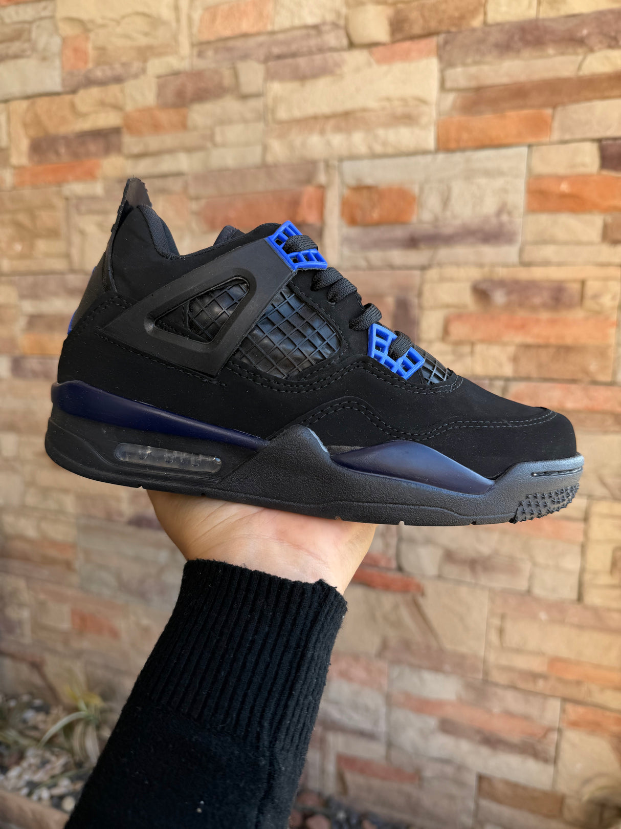 RETRO 4 NEGRO REY