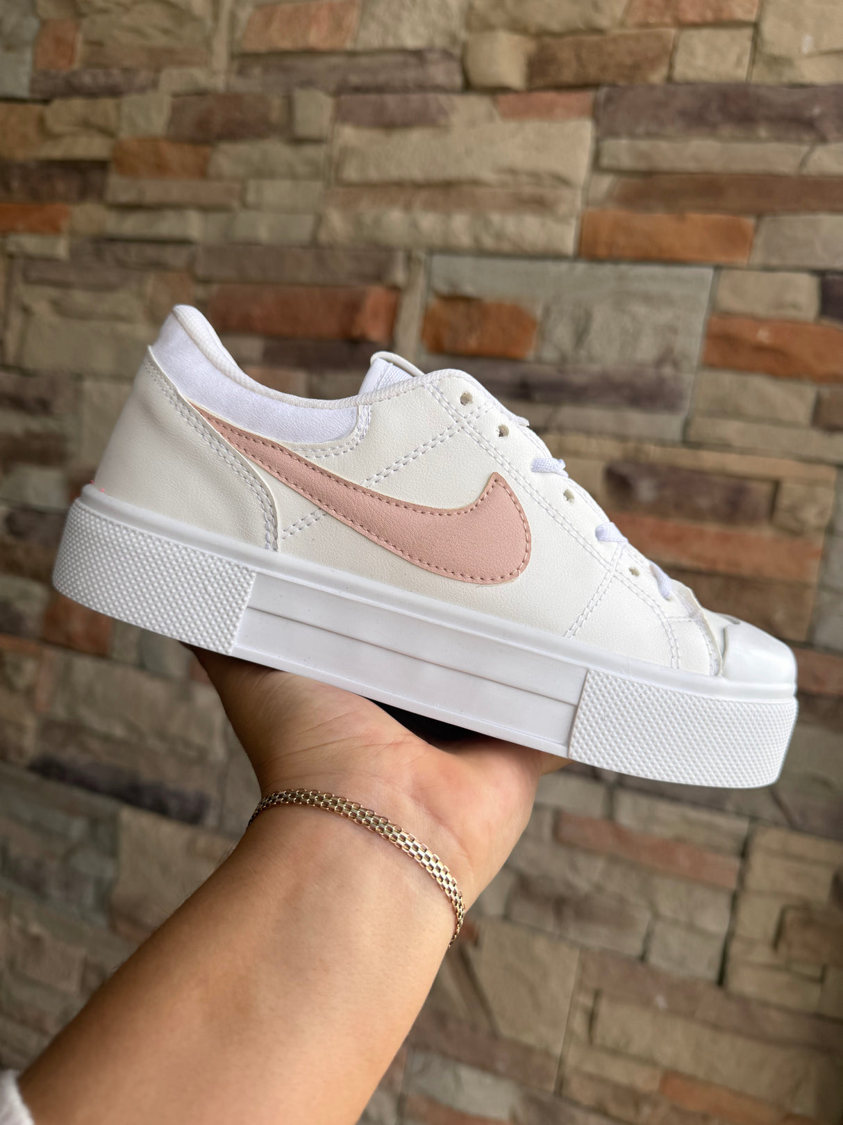 LEGACY BLANCO MAQUILLAJE