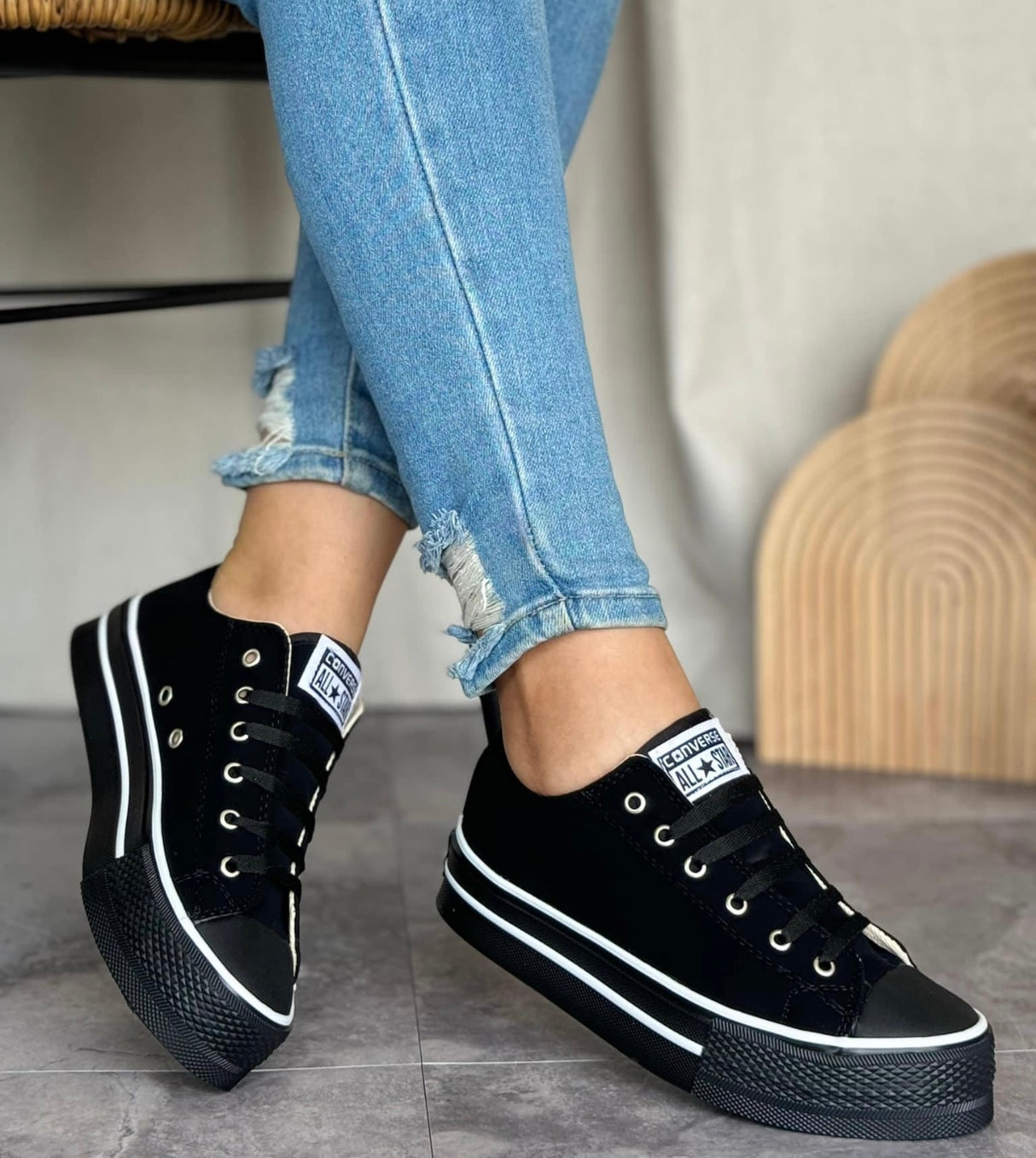 CONVERSE NEGRO CHOCLO_