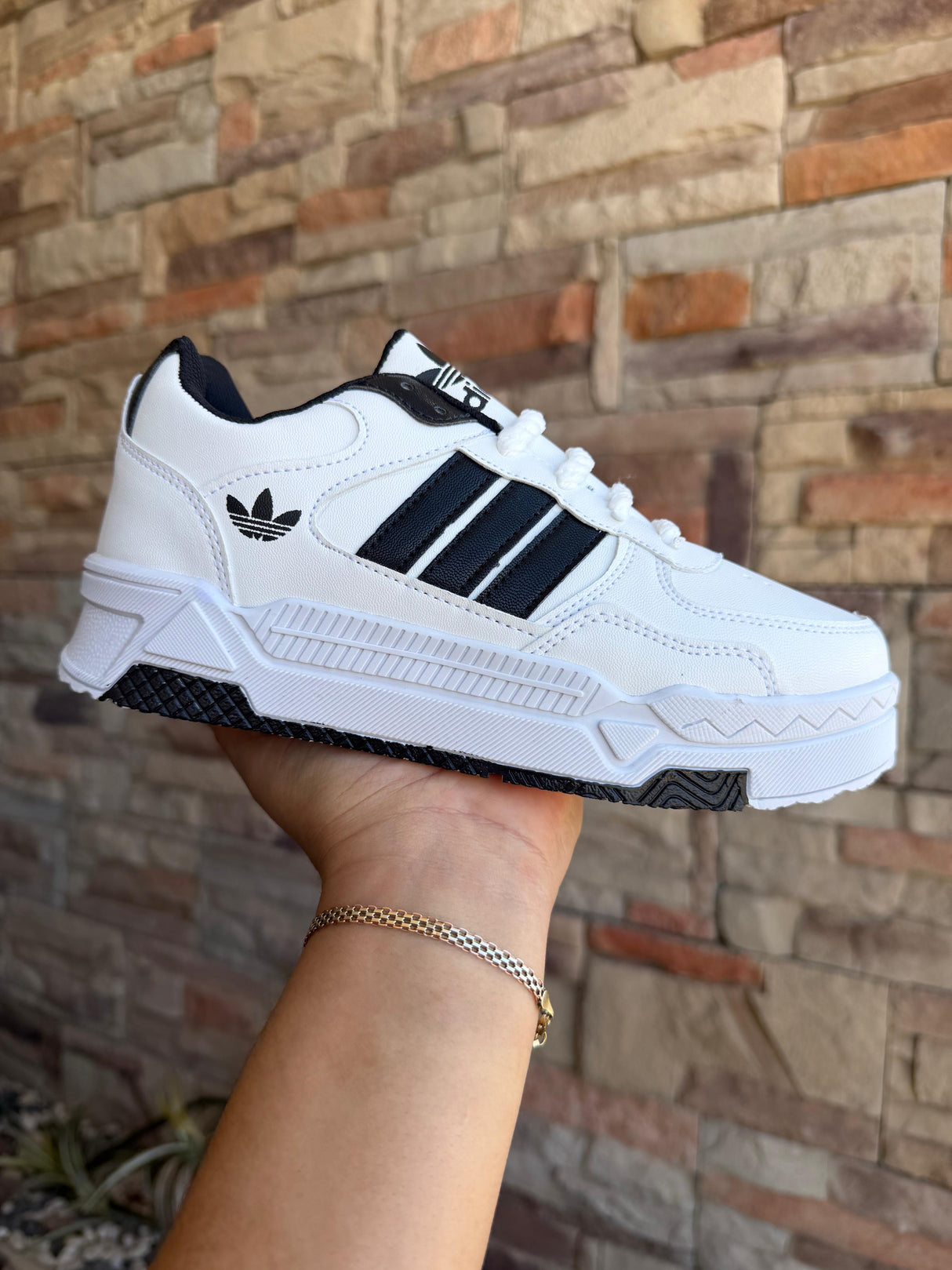 ADIDAS PTF BLANCO NEGRO.