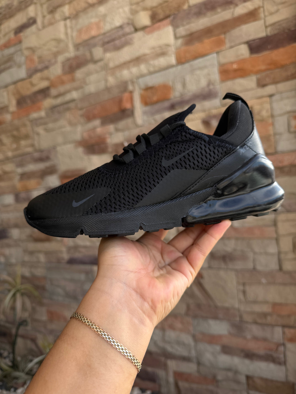 NIKE 270 NEGRO_
