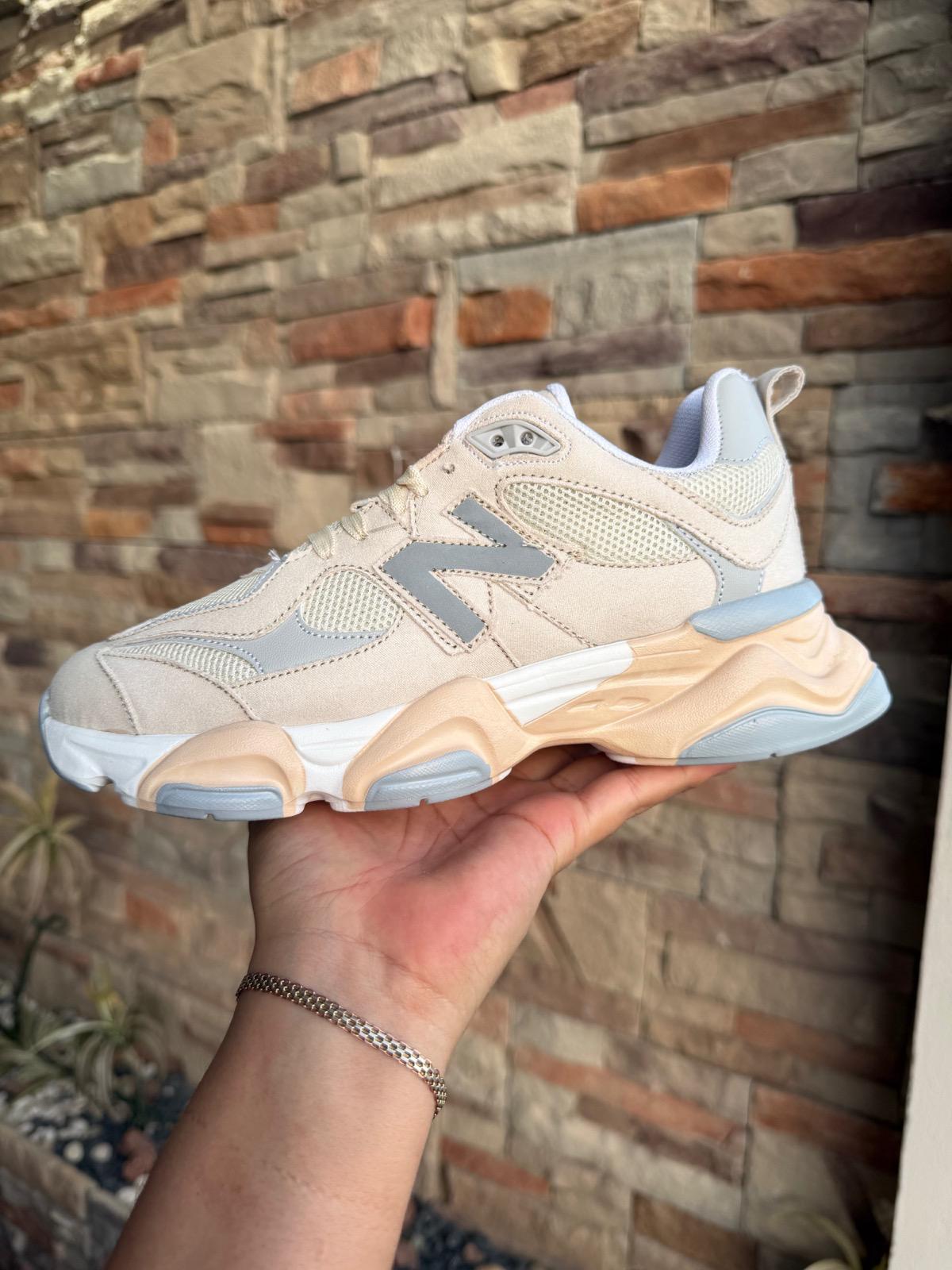 NEW BALANCE 9060 LATE PLATA
